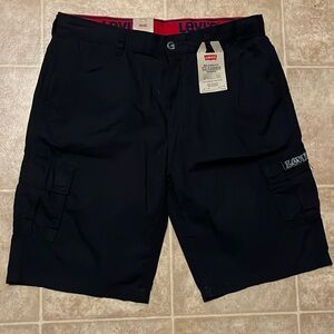Levi’s XX relaxed fit cargo shorts NWT
